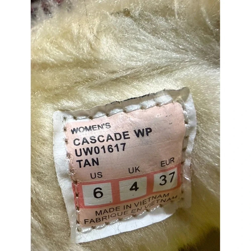 Cushe‎ Cascade Tan Suede Waterproof Winter Boots Womens 6 Faux Fur Boho Cabin